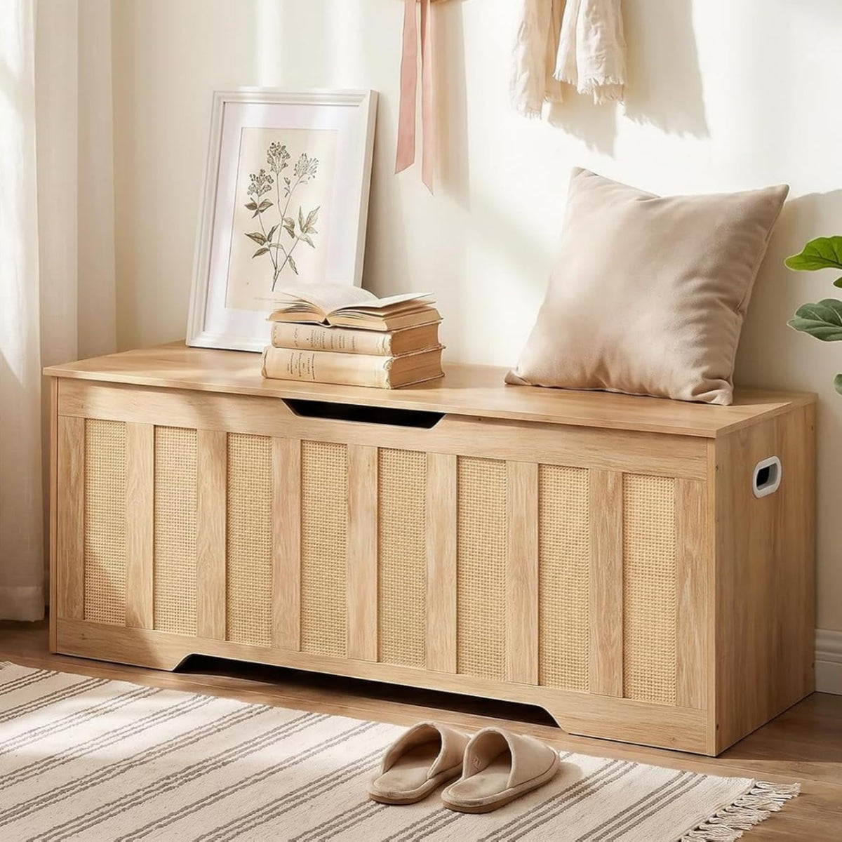 CHOEZON 47.2" Storage Bench, Rattan-Style Storage Chest, Storage Cabinet with Handles, Toy Storage Box, for Living Room and Bedroom, Natural MCW24NL